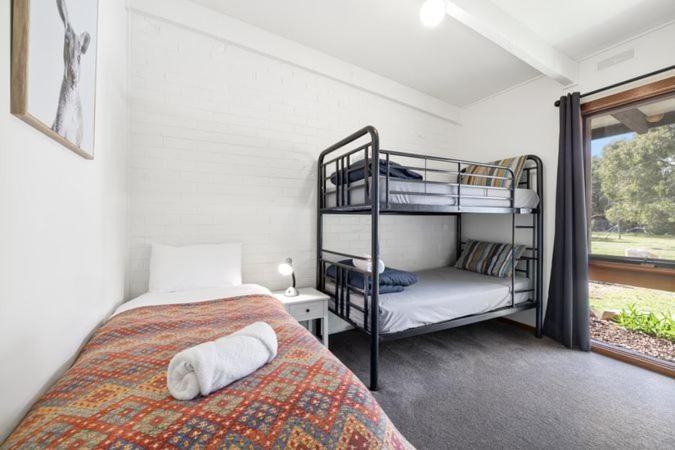 Halls Haven Holiday Units Halls Gap Exterior foto