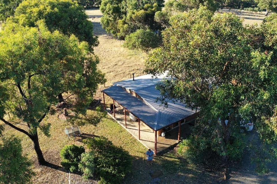 Halls Haven Holiday Units Halls Gap Exterior foto