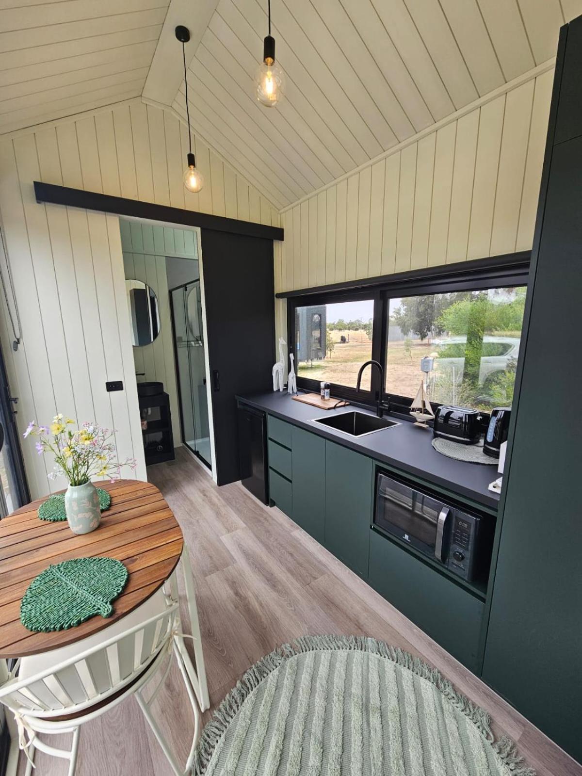 Halls Haven Holiday Units Halls Gap Exterior foto